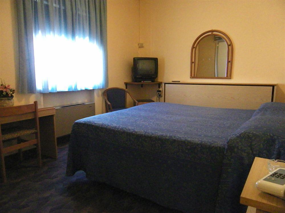 Hotel Astoria Альтопашіо Екстер'єр фото